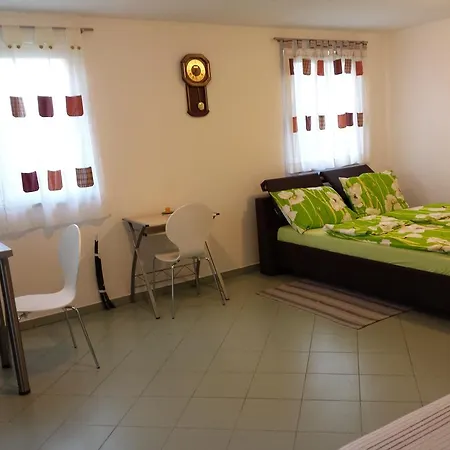 Apartment Carmen *